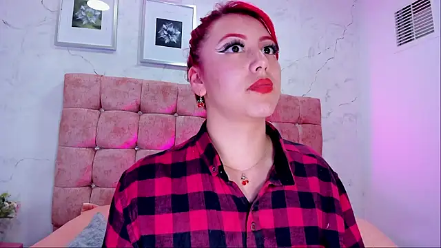 Maddy_Mills's cam snapshot