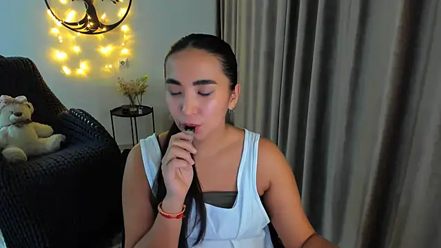 worldofkim live sex cam