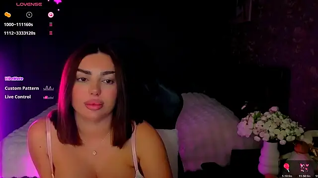 Ayla_Ray's cam snapshot