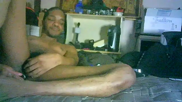 ON3YOULLN3VER_FIR3's cam snapshot