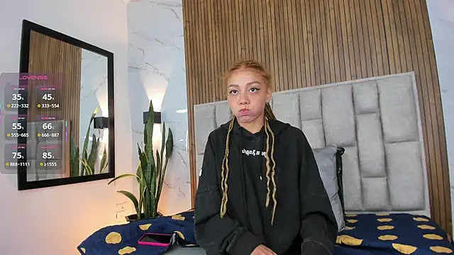 Sassha_ferrer's cam snapshot