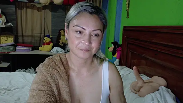 _Charlize_theron_'s cam snapshot