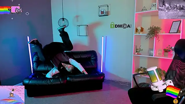 travis_wolf_'s cam snapshot