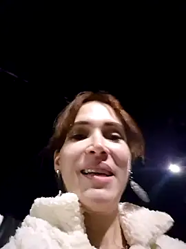 Irresistible24's cam snapshot