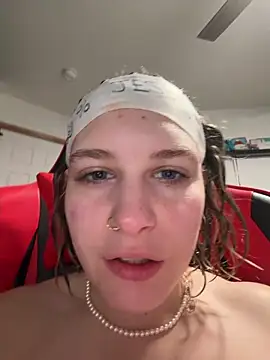 SassynNatty live sex cam