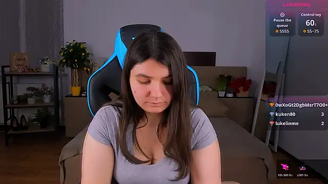 Viola__Shy's cam snapshot