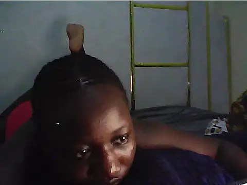 Adaline-Paris's cam snapshot