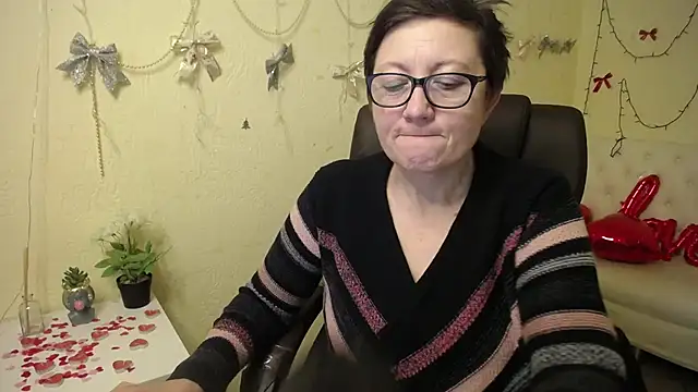 EmilyL0ve live sex cam