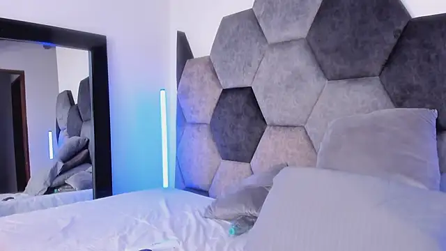 DulceJones's cam snapshot