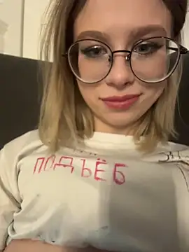 Ivy_Allen's cam snapshot