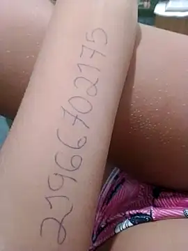 Camilanifeta's cam snapshot