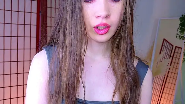 SilentLily's cam snapshot