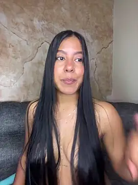 Kendra_C's cam snapshot