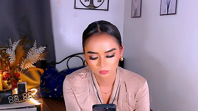 Zialustts live sex cam