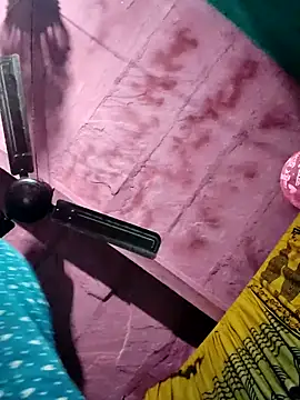 Pooja750's cam snapshot