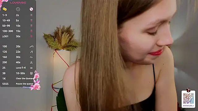 ShannaRois's cam snapshot