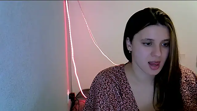 KiraHoney's cam snapshot