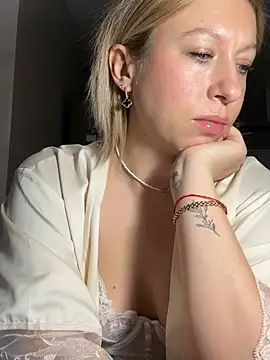 Kittie_Valentine's cam snapshot