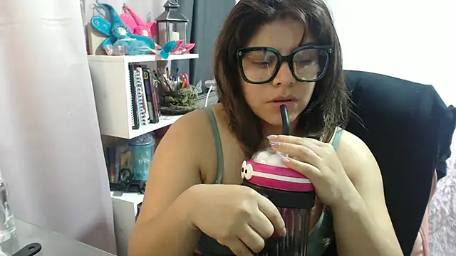 KatteAngelLat live sex cam