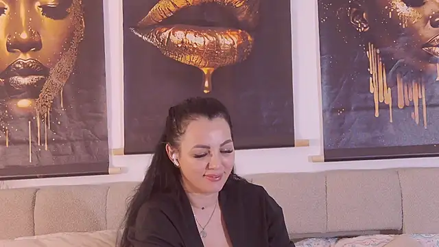 ReiyaRey's cam snapshot