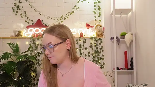 MonicaAsis live sex cam