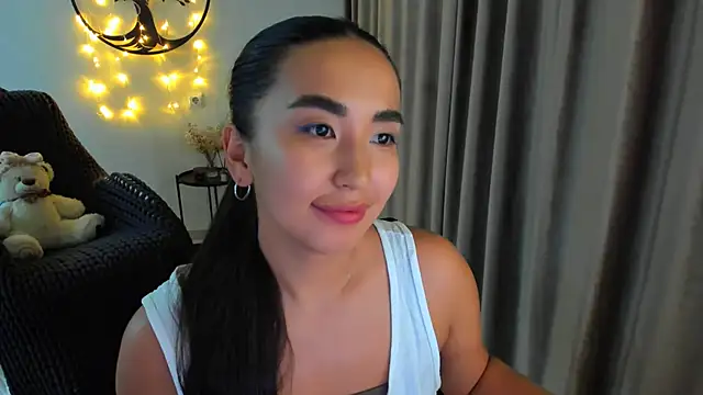 worldofkim's cam snapshot