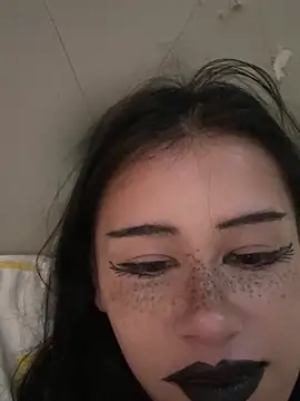 Faye_Lo's cam snapshot