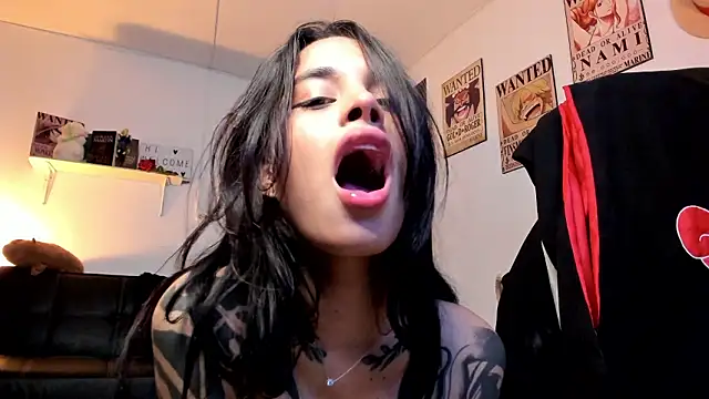 alessia_iris19 live sex cam