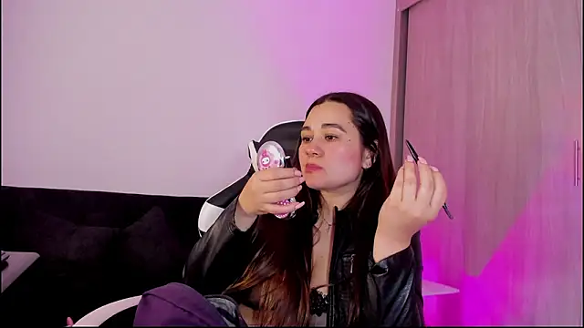 saray_mendozaa's cam snapshot