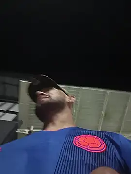 Kingbigcock23cm live sex cam