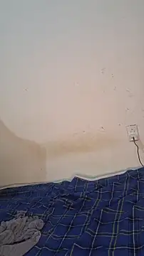 pup_tone's cam snapshot