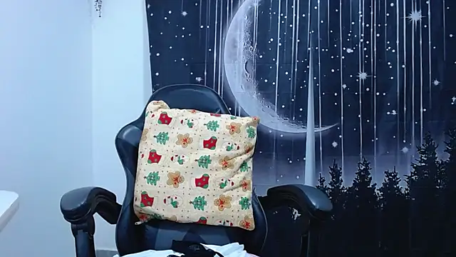 Hikaryfire's cam snapshot