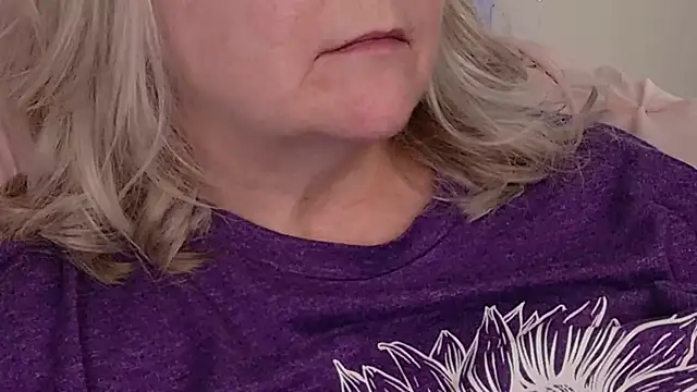 Kaitlyn_Winters's cam snapshot