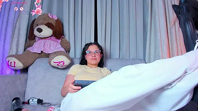 alejagarcia_'s cam snapshot