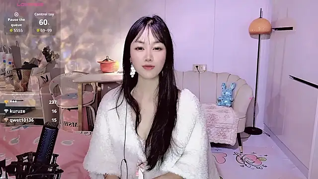 Coral_888's cam snapshot