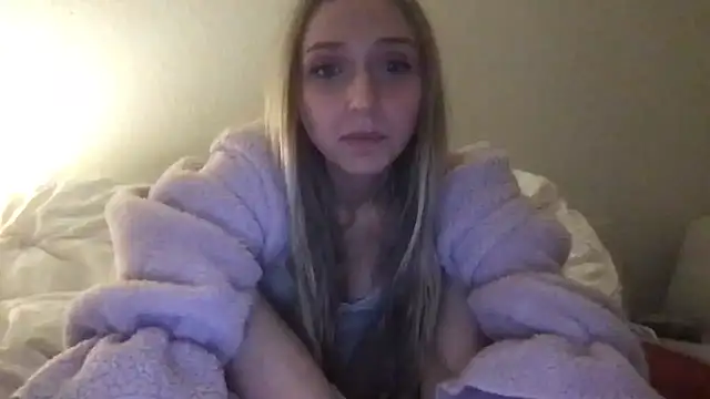 rose_puzzy69's cam snapshot