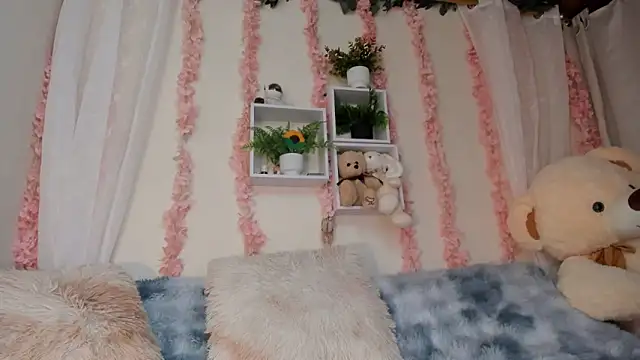 Idara_Rosse's cam snapshot