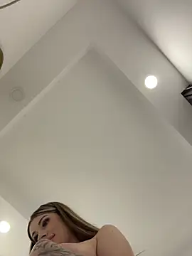 IsabellaEtthan's cam snapshot