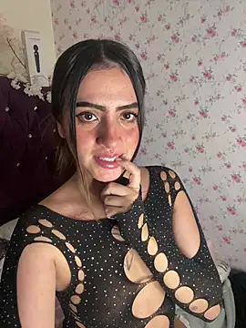 LunaaBlossom's cam snapshot