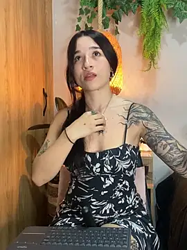 _Charlotte_Rose's cam snapshot