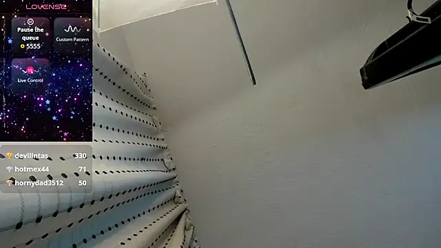 cami-coral1 live sex cam