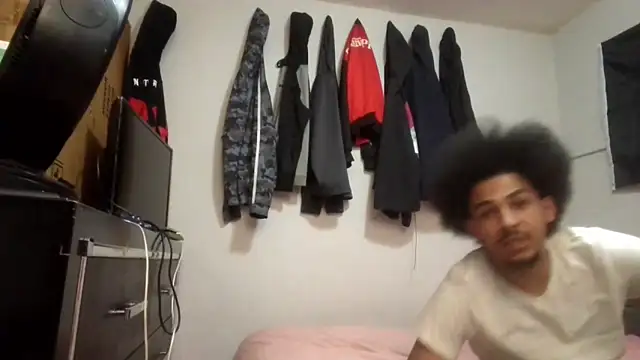 bigdickjojo69 live sex cam