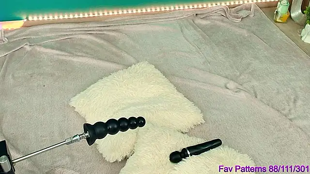 BlazzingASS live sex cam