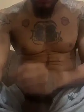 thefreakscomeoutatnight live sex cam