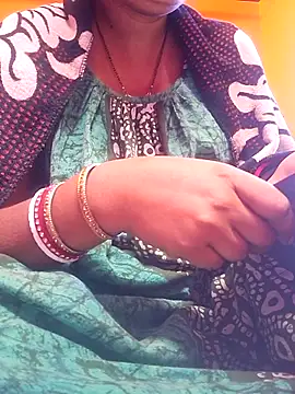 Romance_Aliya's cam snapshot