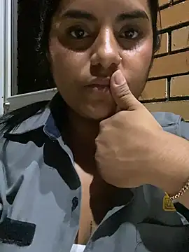 Isabel_3's cam snapshot