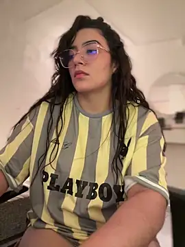 Lia_flowers live sex cam