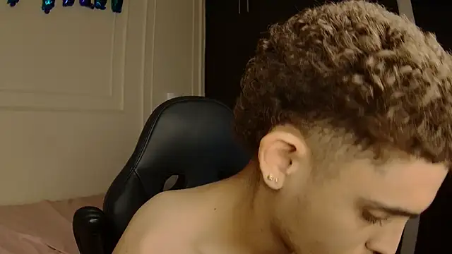 nathan_shimmer's cam snapshot