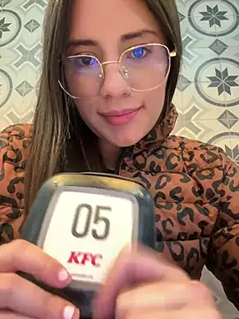 Isabella21_'s cam snapshot