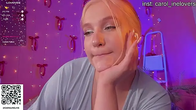 CarolineLovers's cam snapshot